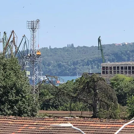 дом1 Appartement Varna